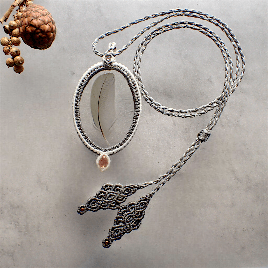 羽毛樹脂封入標本ネックレス | 5枚目