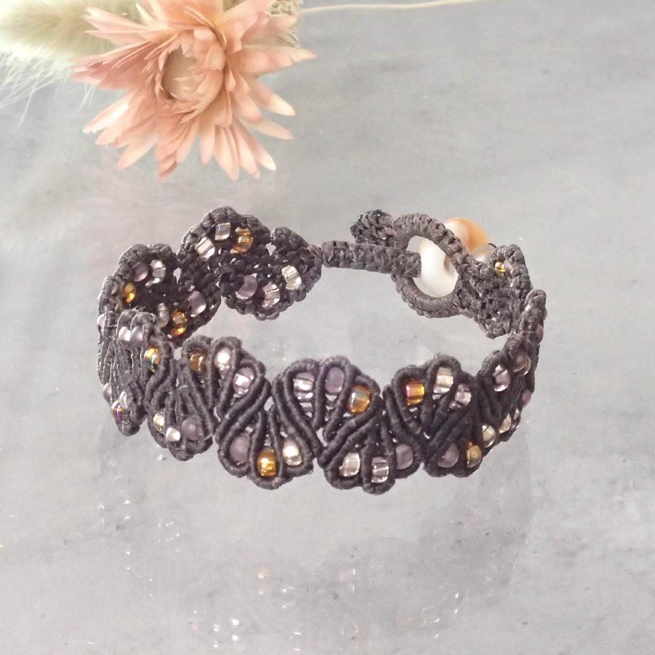 巻貝マクラメブレスレット S1枚目の画像