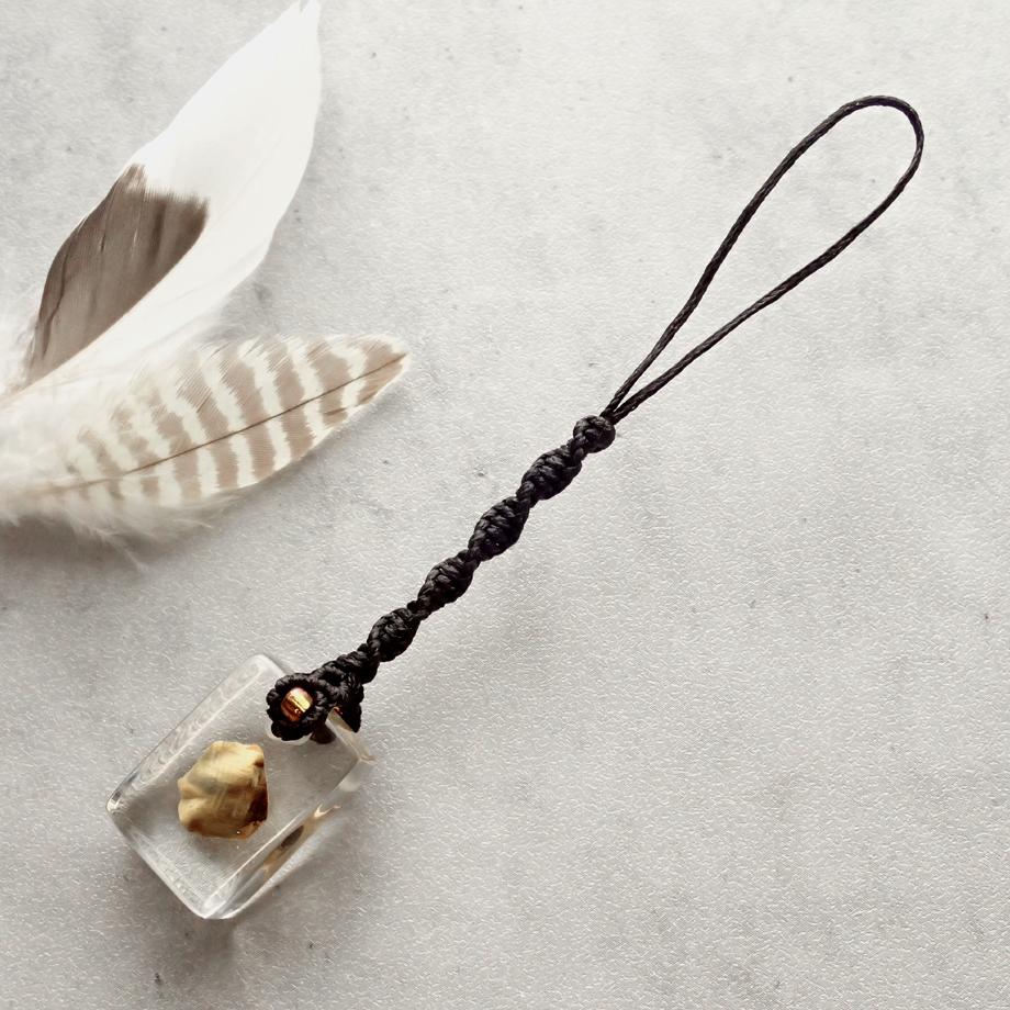 天然石樹脂封入標本ストラップ1枚目の画像