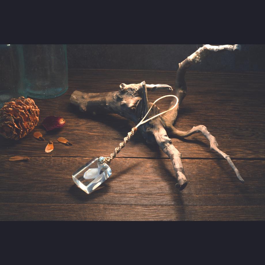 耳石樹脂封入標本ストラップ | 10枚目