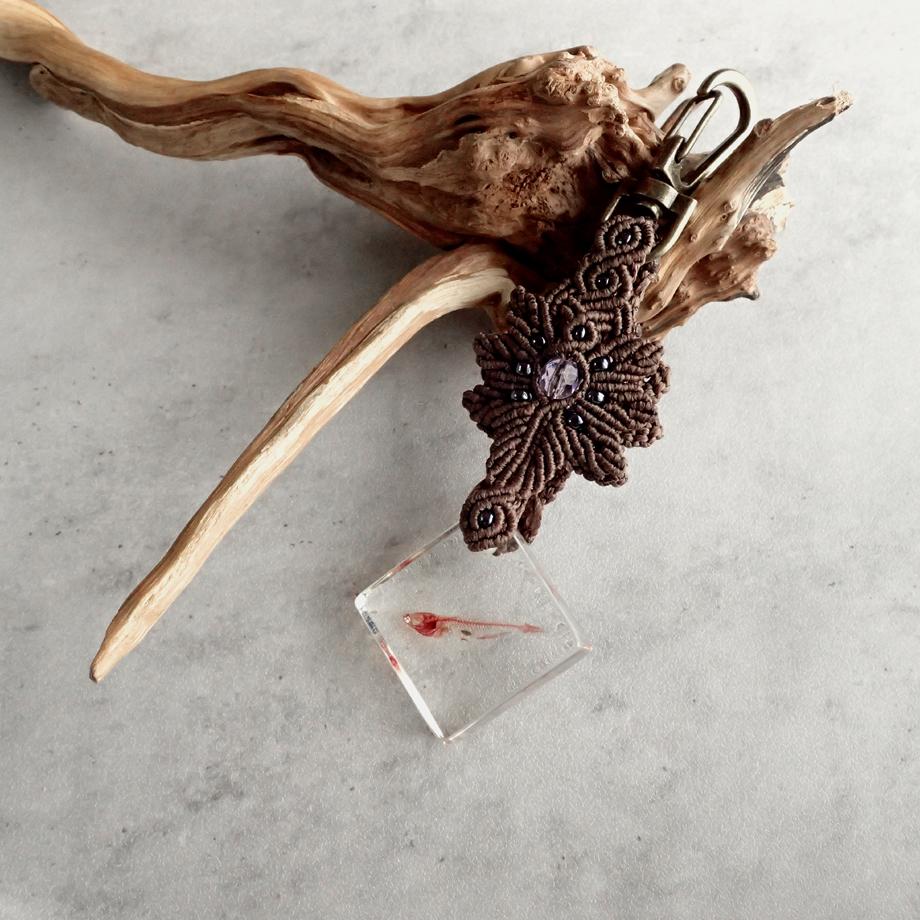 魚類単色染色樹脂封入標本キーホルダー | 5枚目