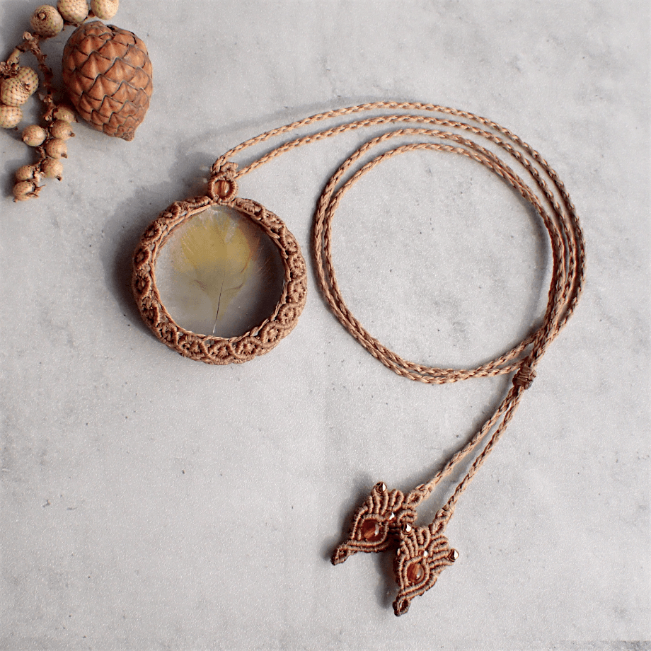 羽毛樹脂封入標本ネックレス | 5枚目