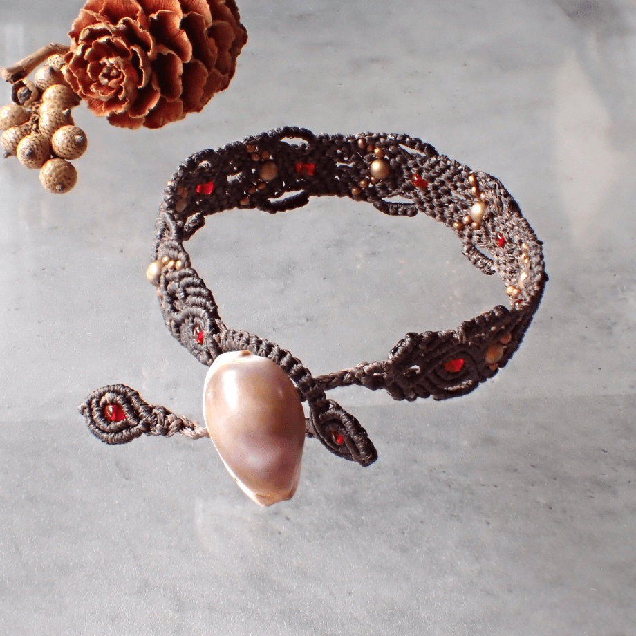 タカラガイマクラメブレスレット M | 6枚目